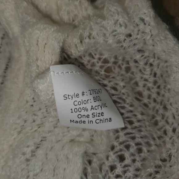 New Women's Pretty Victoria's Secret Soft Ruffle & Fringe Scarf - Ivory Cream - Picture 3 of 6